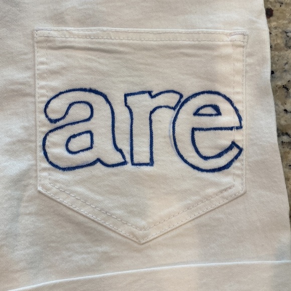 Penn State H&M, NWT, white stretch jean shorts size 2 w/ Penn State We Are! - Picture 4 of 12